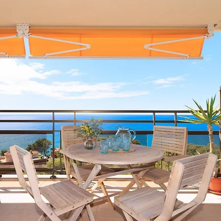 Uhc Cye Apartment